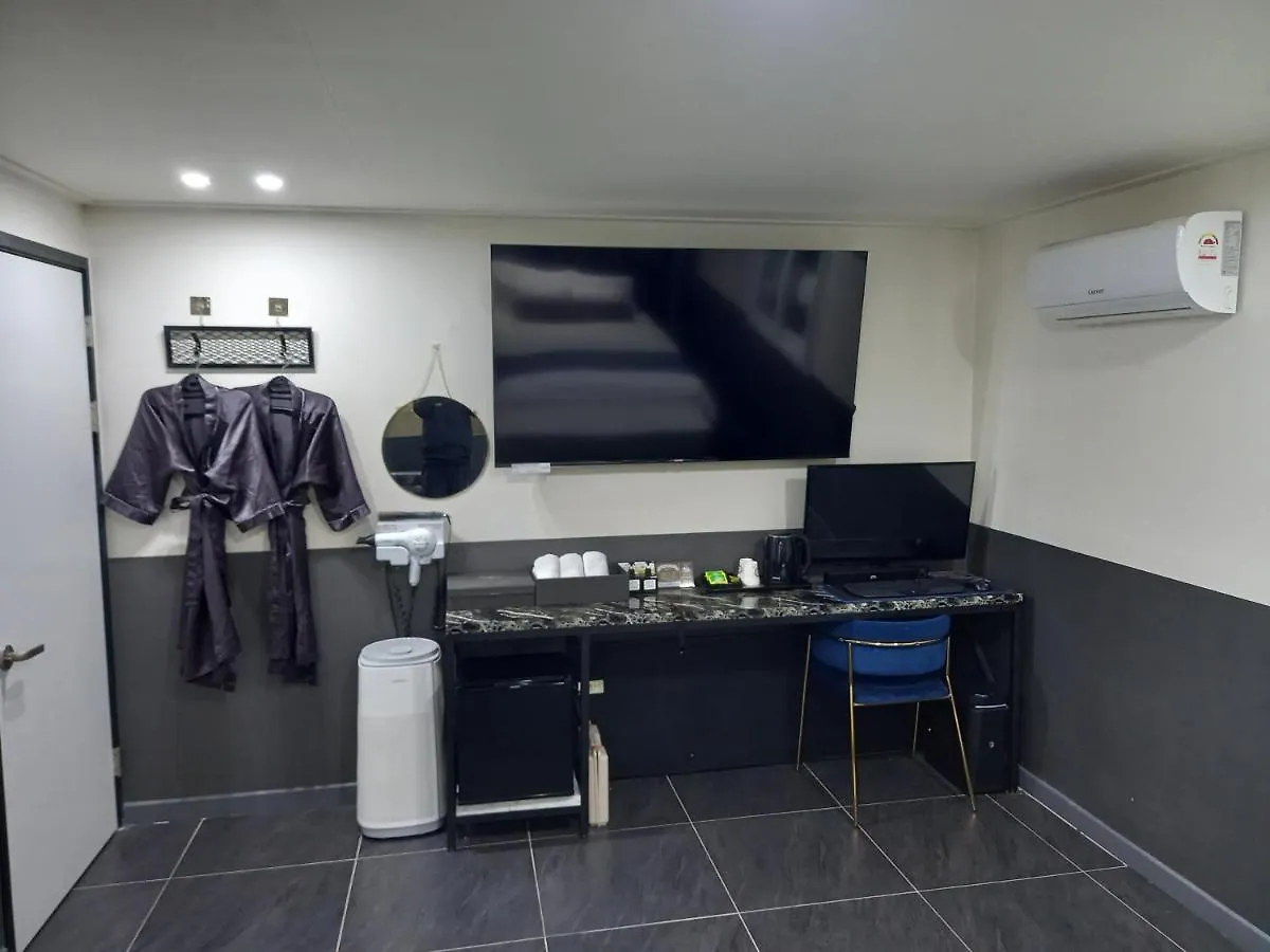 On & Off Hotel Bupyeong Incheon Korsel