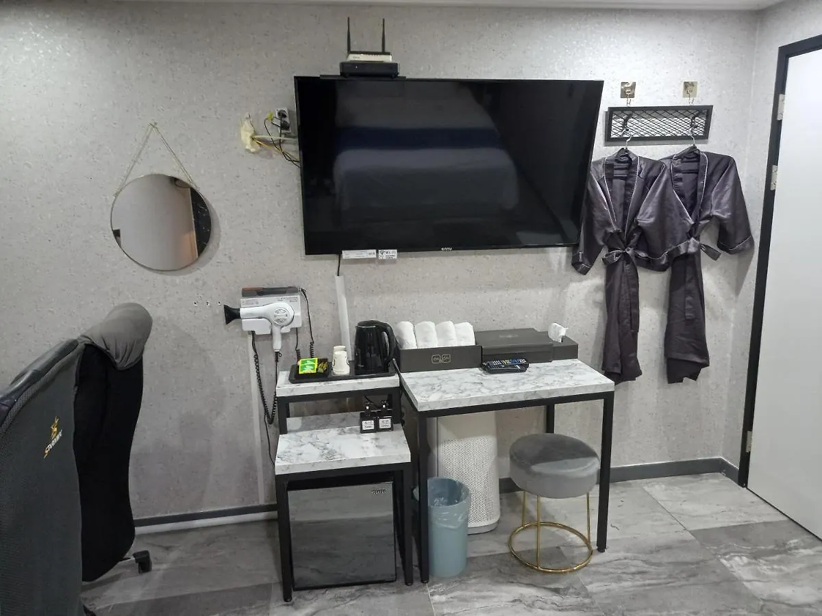 On & Off Hotel Bupyeong Incheon