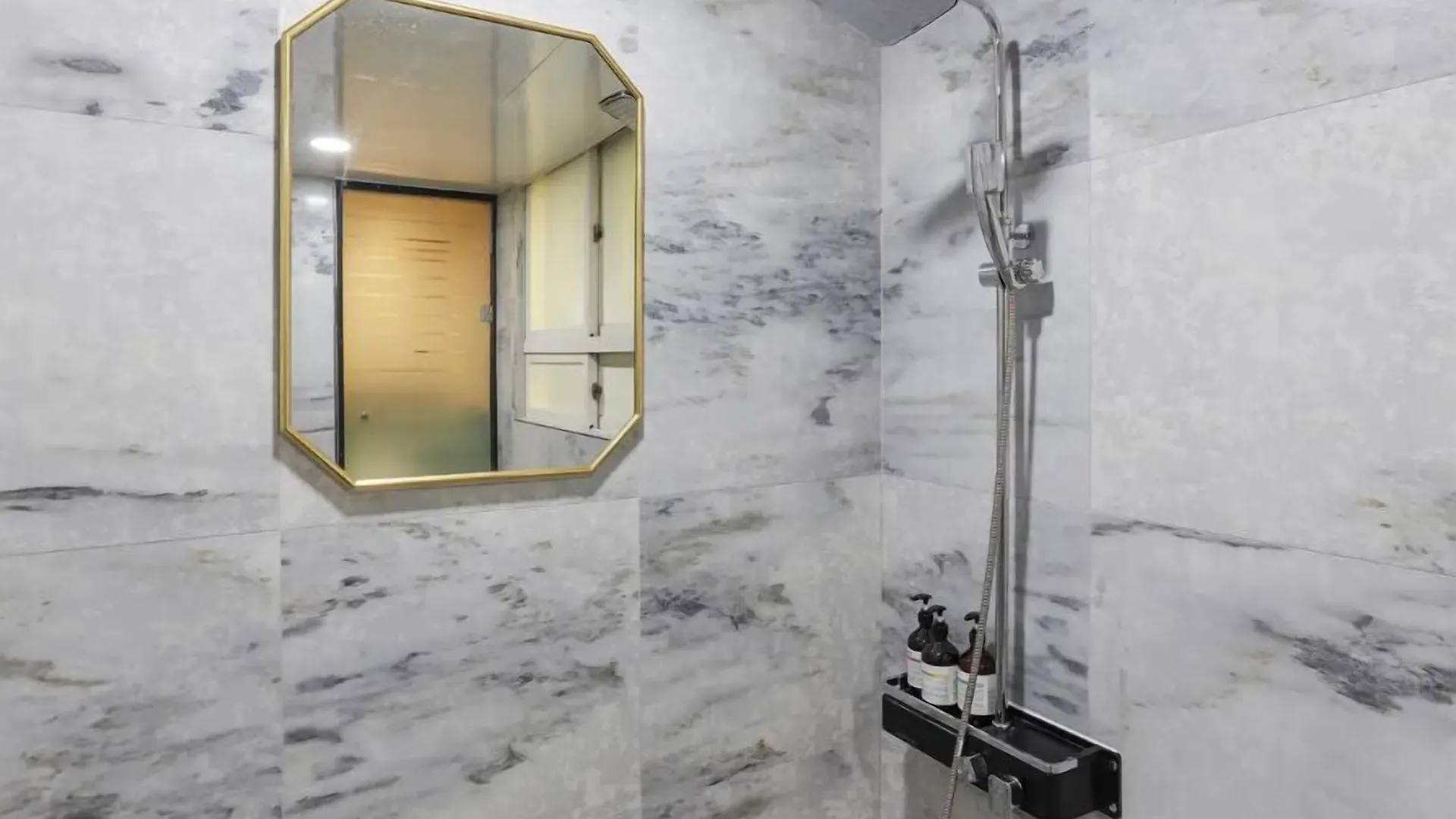 On & Off Hotel Bupyeong Incheon